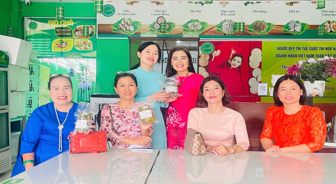 Description: C:\Users\THAO\Downloads\2.jpg